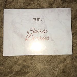 Pur eyeshadow pallet